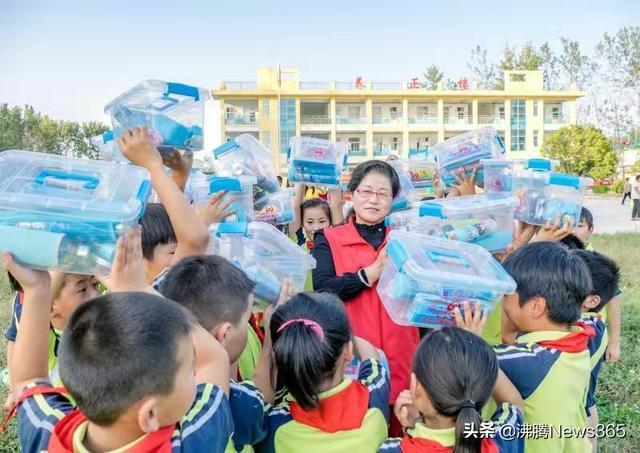 阜阳七彩世界打造全新文旅地标，引领城市新潮流动态更新